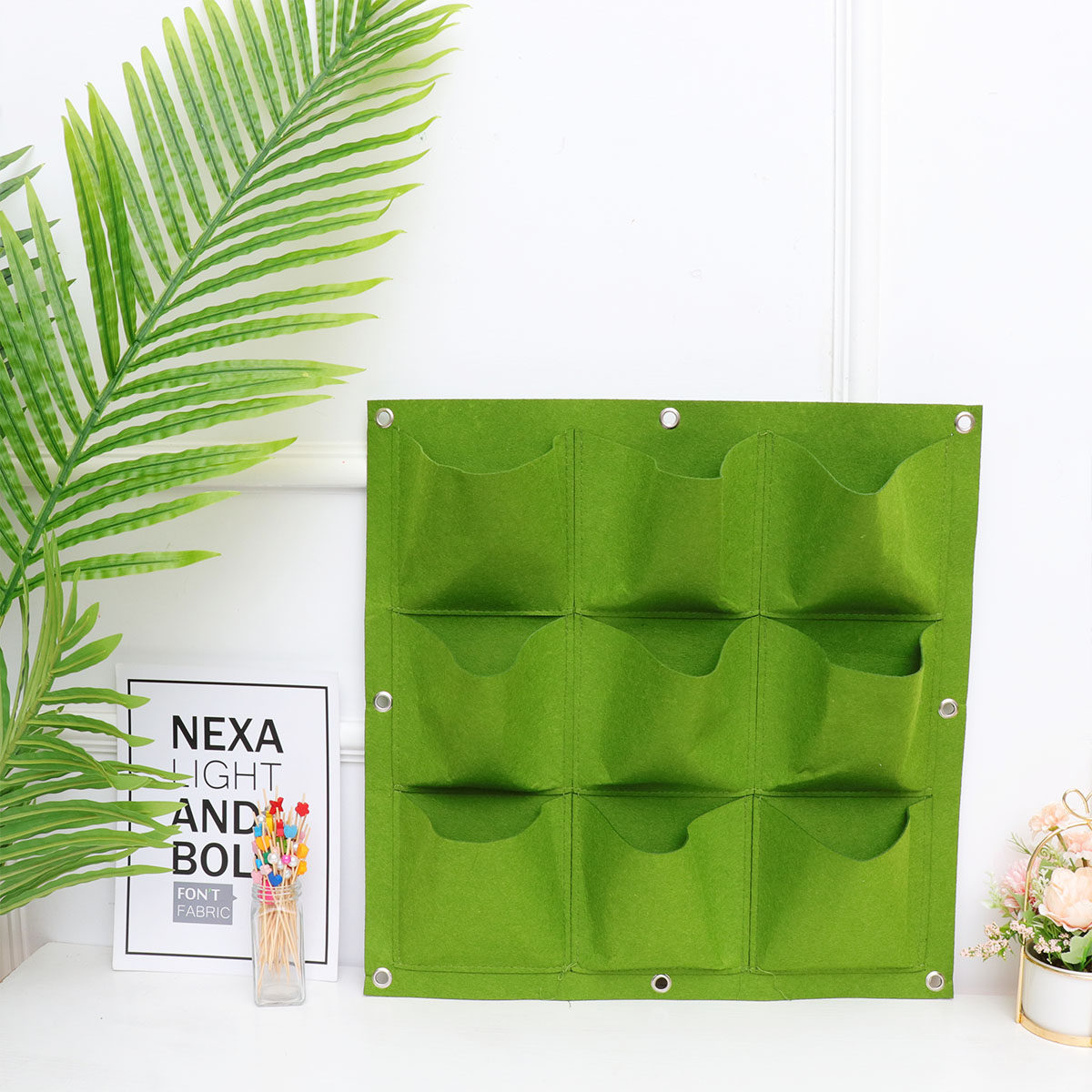 壁掛け式植栽バッグ グリーン 縦型マルチポケットプランター  - Vertical Wall Planter のレビューと価格