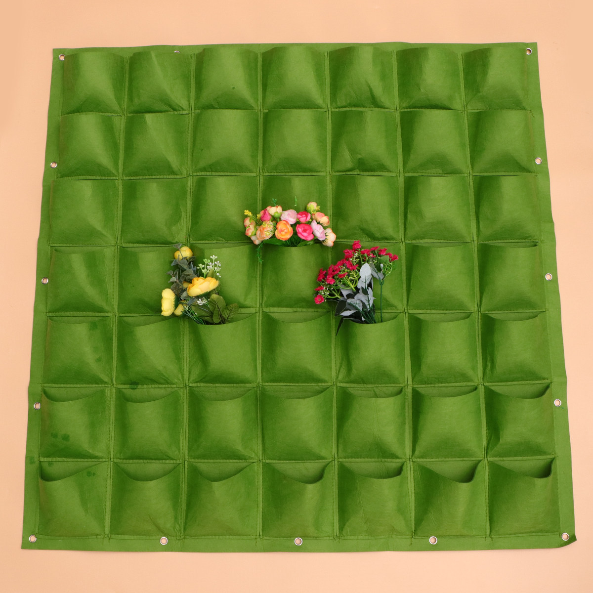 12ポケット縦型壁掛けフェルト植栽バッグ、屋内外の狭いスペー - Vertical Wall Planter のレビューと価格